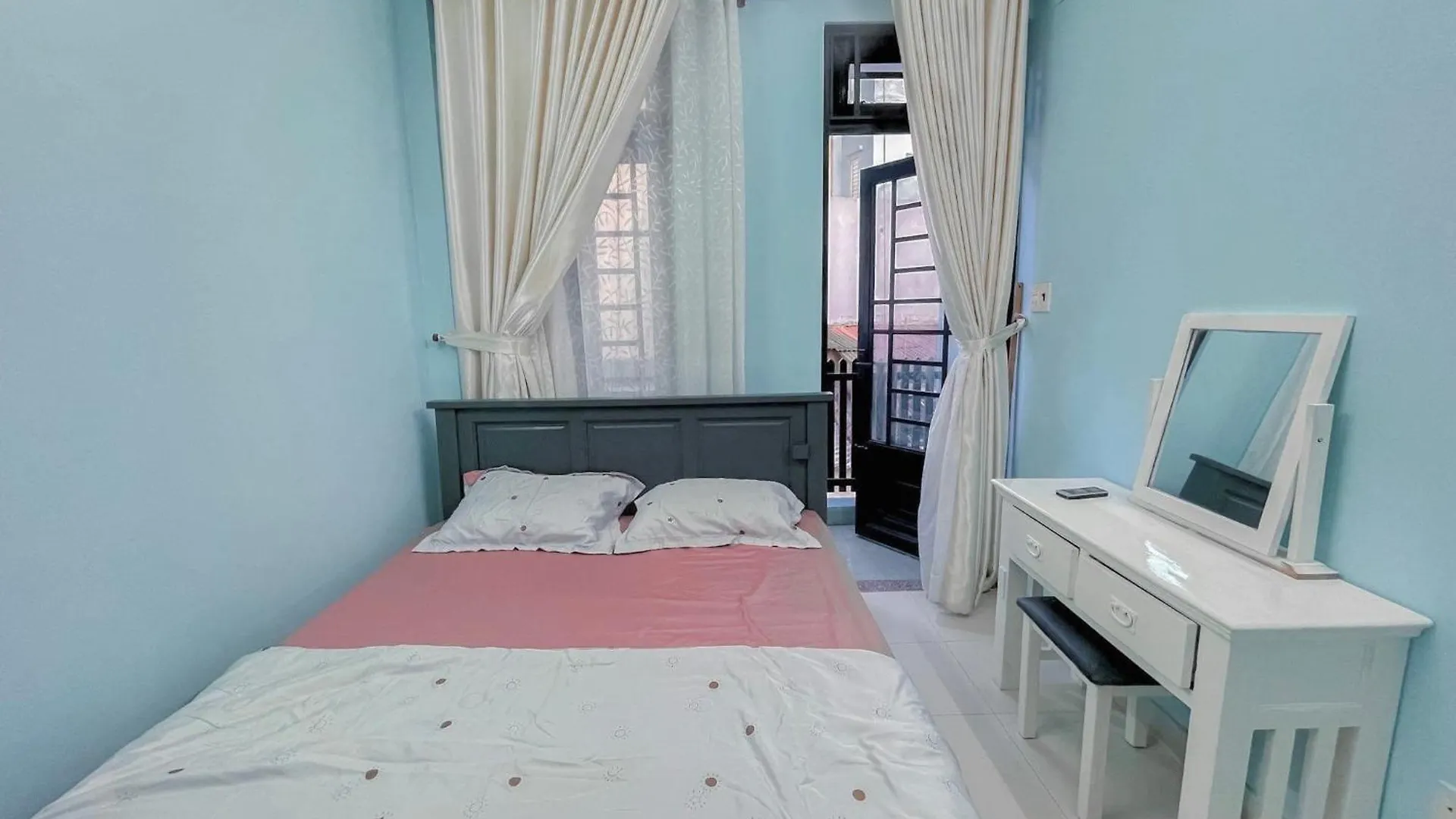 Guest house Alphatown D3 Urban Ho Chi Minh City